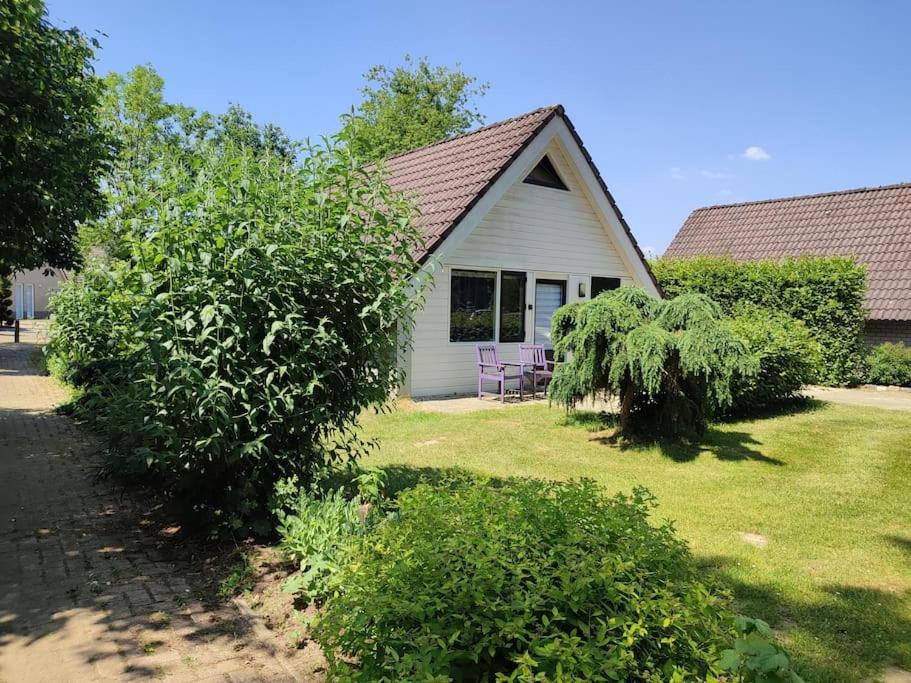 Vrijstaande Recreatiebungalow Met Slaapvide Posterholt 외부 사진