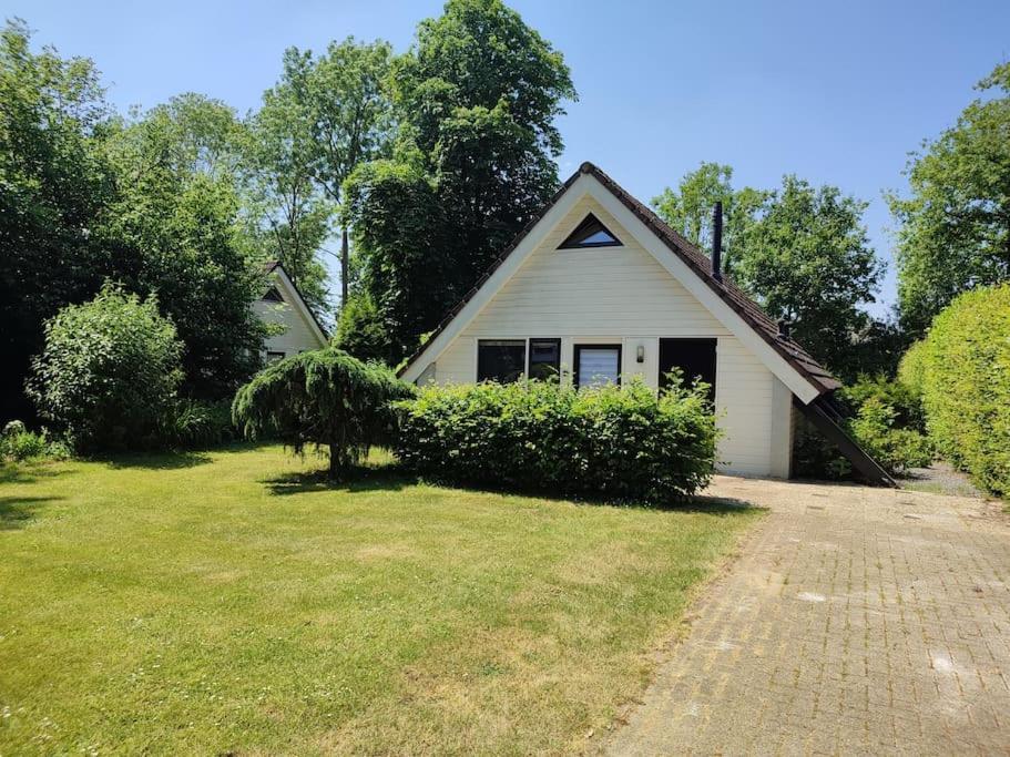 Vrijstaande Recreatiebungalow Met Slaapvide Posterholt 외부 사진